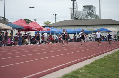 2010 Spring Track Meets Part 1 — By Melvin Parker — photo 500