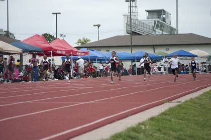 2010 Spring Track Meets Part 1 — By Melvin Parker — photo 501