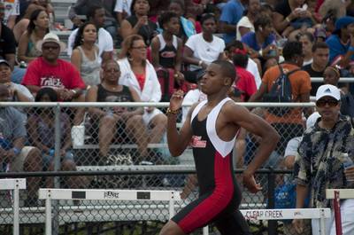 2010 Spring Track Meets Part 1 — By Melvin Parker — photo 504