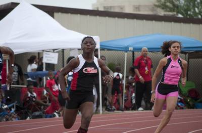 2010 Spring Track Meets Part 1 — By Melvin Parker — photo 542