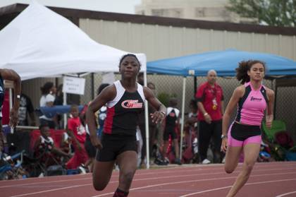2010 Spring Track Meets Part 1 — By Melvin Parker — photo 543
