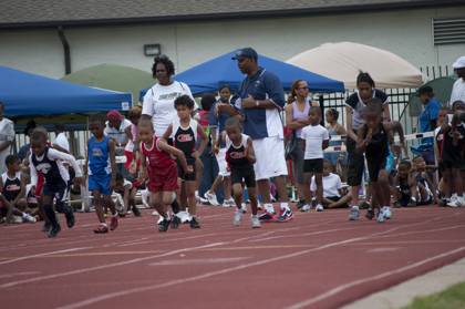 2010 Spring Track Meets Part 1 — By Melvin Parker — photo 551