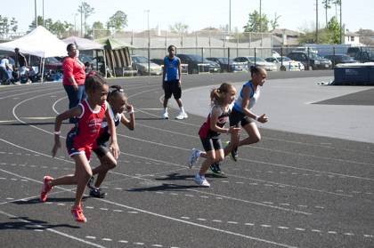 2010 Spring Track Meets Part 1 — By Melvin Parker — photo 575