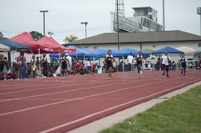 2010 Spring Track Meets Part 1 — By Melvin Parker — photo 580