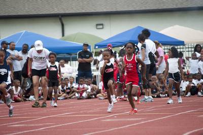 2010 Spring Track Meets Part 1 — By Melvin Parker — photo 584