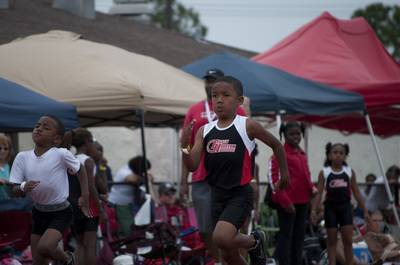 2010 Spring Track Meets Part 1 — By Melvin Parker — photo 600