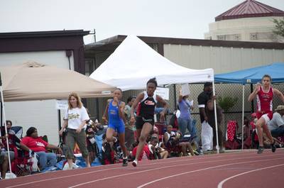 2010 Spring Track Meets Part 1 — By Melvin Parker — photo 604