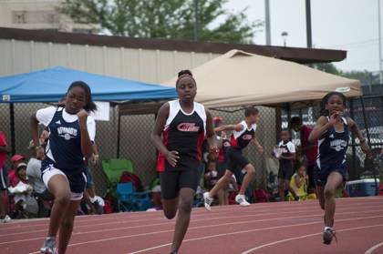 2010 Spring Track Meets Part 1 — By Melvin Parker — photo 607