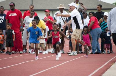 2010 Spring Track Meets Part 1 — By Melvin Parker — photo 616