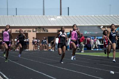 2010 Spring Track Meets Part 1 — By Melvin Parker — photo 632