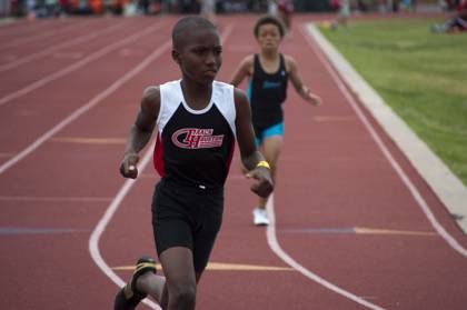 2010 Spring Track Meets Part 1 — By Melvin Parker — photo 643
