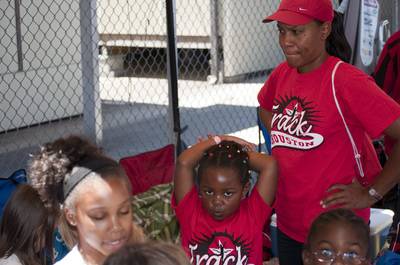 2010 Spring Track Meets Part 1 — By Melvin Parker — photo 654
