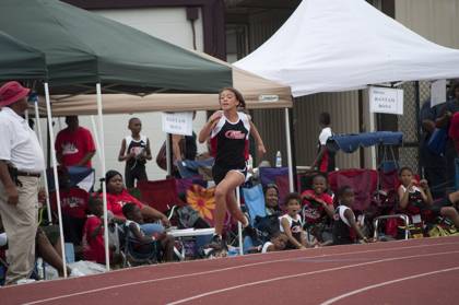 2010 Spring Track Meets Part 1 — By Melvin Parker — photo 659
