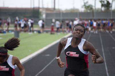 2010 Spring Track Meets Part 2 — By Melvin Parker — photo 1