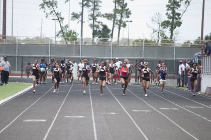 2010 Spring Track Meets Part 2 — By Melvin Parker — photo 14