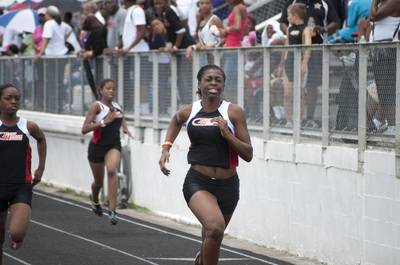 2010 Spring Track Meets Part 2 — By Melvin Parker — photo 61