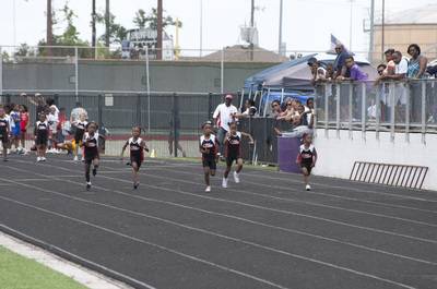 2010 Spring Track Meets Part 2 — By Melvin Parker — photo 73