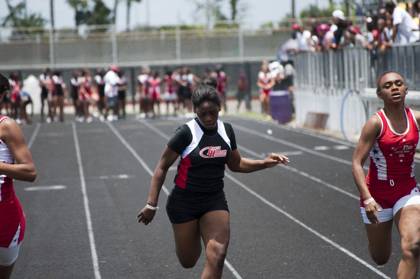 2010 Spring Track Meets Part 2 — By Melvin Parker — photo 96