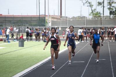 2010 Spring Track Meets Part 2 — By Melvin Parker — photo 113