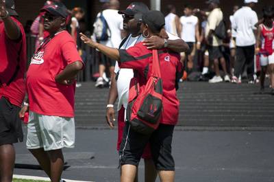 2010 Spring Track Meets Part 2 — By Melvin Parker — photo 115
