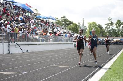2010 Spring Track Meets Part 2 — By Melvin Parker — photo 131