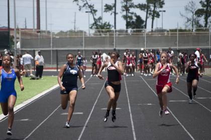 2010 Spring Track Meets Part 2 — By Melvin Parker — photo 140