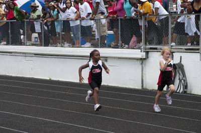 2010 Spring Track Meets Part 2 — By Melvin Parker — photo 157