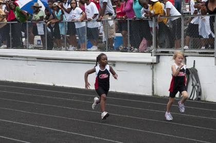 2010 Spring Track Meets Part 2 — By Melvin Parker — photo 158