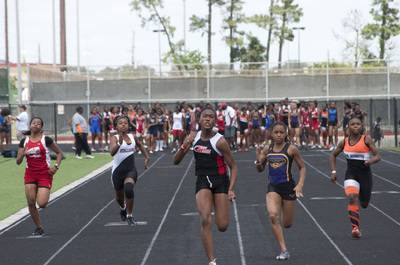 2010 Spring Track Meets Part 2 — By Melvin Parker — photo 159