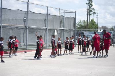 2010 Spring Track Meets Part 2 — By Melvin Parker — photo 161