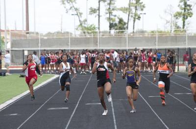 2010 Spring Track Meets Part 2 — By Melvin Parker — photo 163