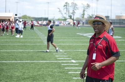 2010 Spring Track Meets Part 2 — By Melvin Parker — photo 185