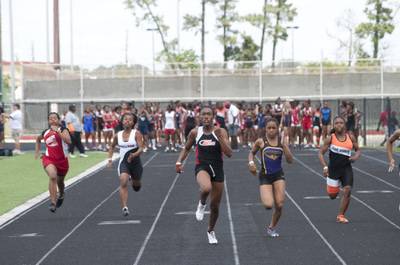 2010 Spring Track Meets Part 2 — By Melvin Parker — photo 210