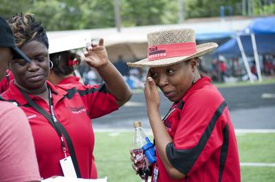 2010 Spring Track Meets Part 2 — By Melvin Parker — photo 214