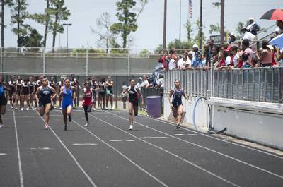 2010 Spring Track Meets Part 2 — By Melvin Parker — photo 218