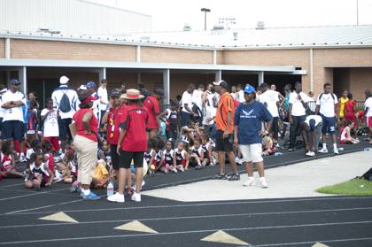 2010 Spring Track Meets Part 2 — By Melvin Parker — photo 234