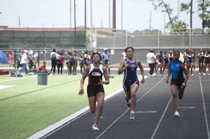 2010 Spring Track Meets Part 2 — By Melvin Parker — photo 240
