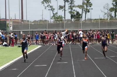 2010 Spring Track Meets Part 2 — By Melvin Parker — photo 262