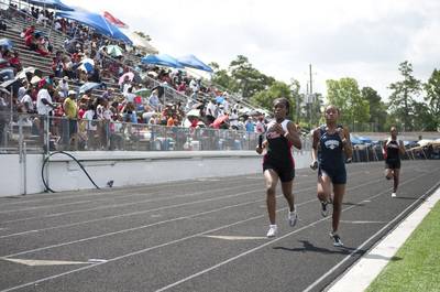 2010 Spring Track Meets Part 2 — By Melvin Parker — photo 268