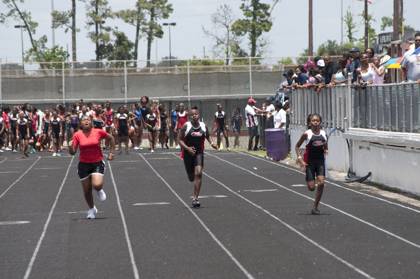 2010 Spring Track Meets Part 2 — By Melvin Parker — photo 275