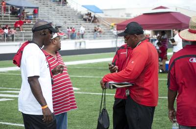 2010 Spring Track Meets Part 2 — By Melvin Parker — photo 288