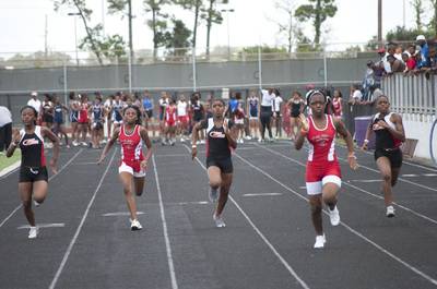 2010 Spring Track Meets Part 2 — By Melvin Parker — photo 292