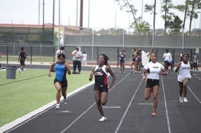 2010 Spring Track Meets Part 2 — By Melvin Parker — photo 302