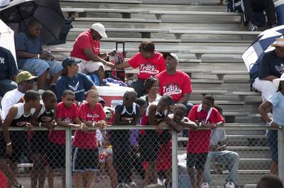 2010 Spring Track Meets Part 2 — By Melvin Parker — photo 320