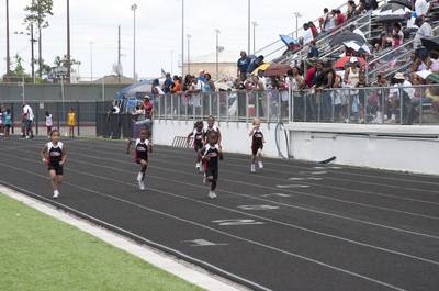 2010 Spring Track Meets Part 2 — By Melvin Parker — photo 322
