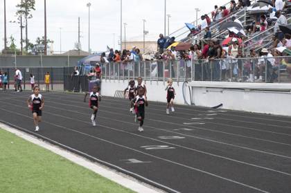 2010 Spring Track Meets Part 2 — By Melvin Parker — photo 323