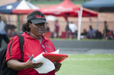 2010 Spring Track Meets Part 2 — By Melvin Parker — photo 334