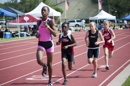 2010 Spring Track Meets Part 2 — By Melvin Parker — photo 397