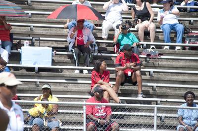 2010 Spring Track Meets Part 2 — By Melvin Parker — photo 400