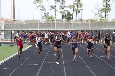 2010 Spring Track Meets Part 2 — By Melvin Parker — photo 456